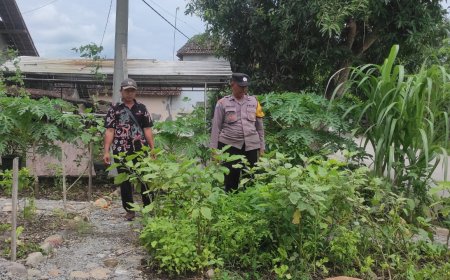 Bhabinkamtibmas Desa Dawuhan Dorong Pemanfaatan Pekarangan Produktif untuk Mendukung Ketahanan Pangan